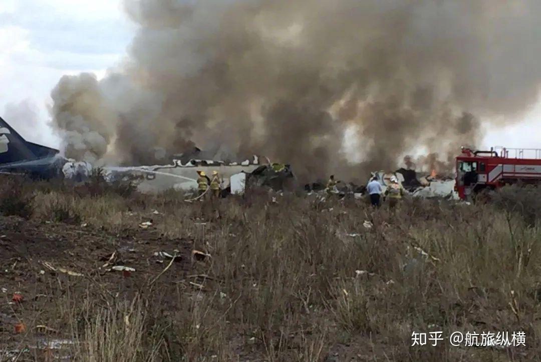 八佰電影里的旗幟,韓國(guó)載181人飛機(jī)降落時(shí)爆炸起火