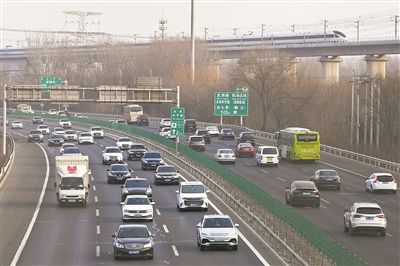 澳門管家婆一肖一碼準(zhǔn)確,春運(yùn)期間全國公路網(wǎng)客車自駕占比高